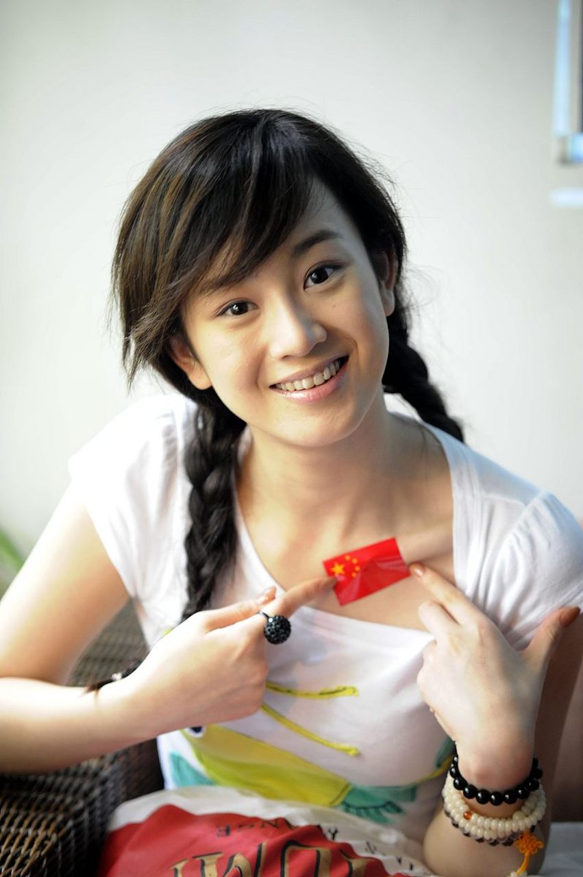 十年风波终平息,张檬踏入演艺归宿 据悉,备受瞩目的女演员张檬即将