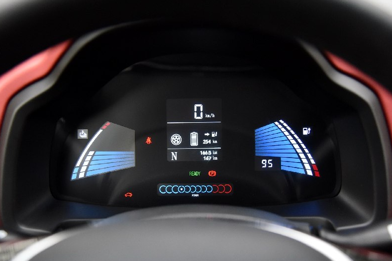 家庭代步很适合——实拍江淮iev6e,指导价:11.85-15.88万元!