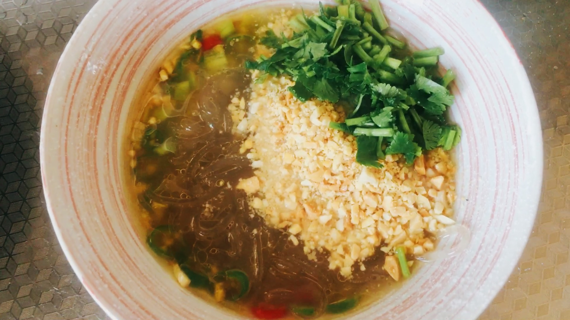 家常版酸辣粉简单易上手