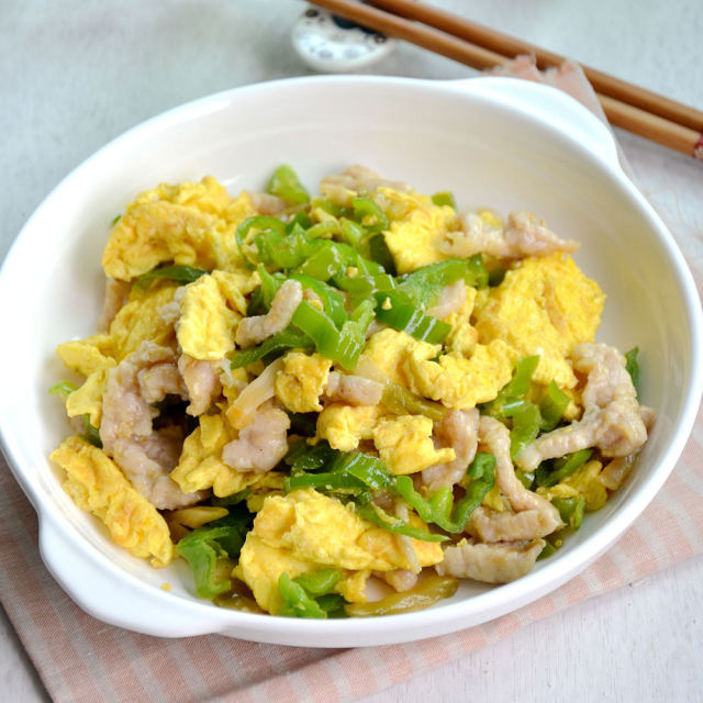 榨菜肉丝炒蛋,食欲大增,一个人吃好几碗,撑爆了!