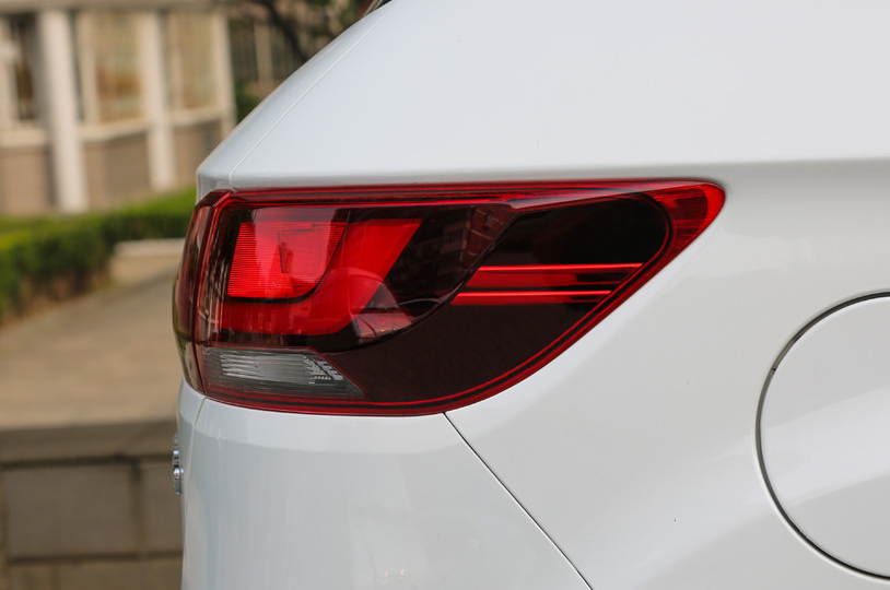 非常个性的奔腾x40设计很漂亮