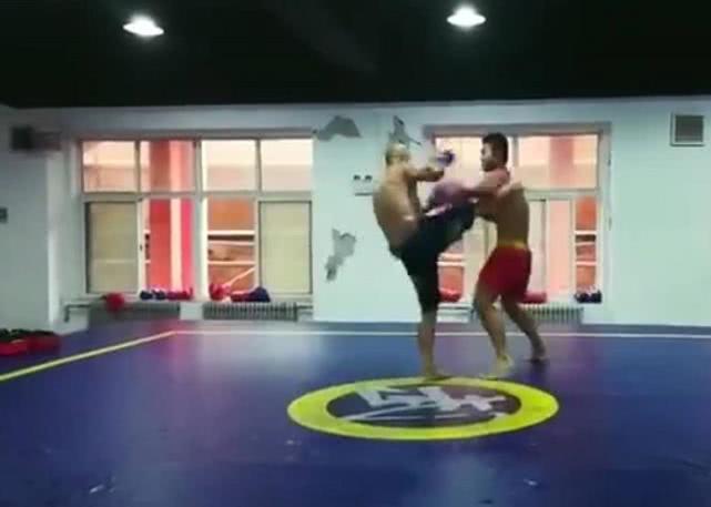 ko格斗狂人不存在的 挑战者田野实战视频曝光 有点弱