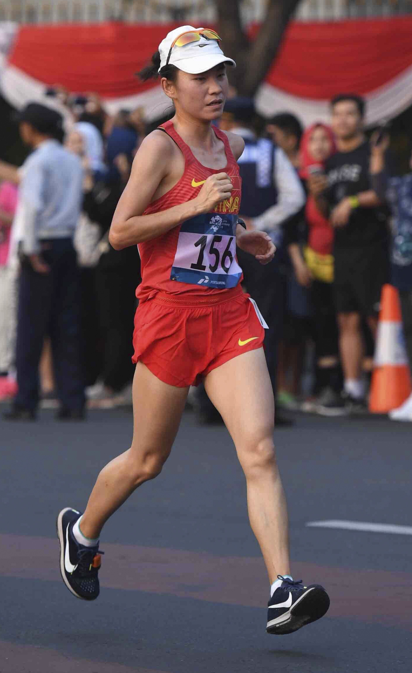田径——女子马拉松赛赛况(3)