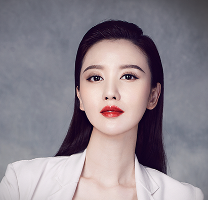 张萌,毕业澳大利亚悉尼新南威尔士大学,中国内地影视女演员.