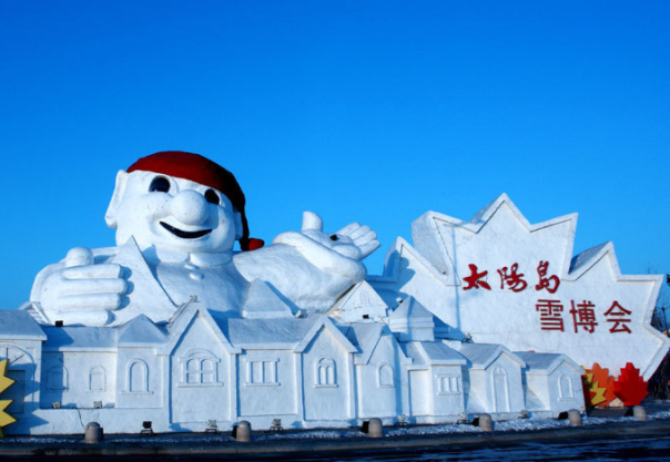 太阳岛雪博会,大雪雕栩栩如生,妙趣多多