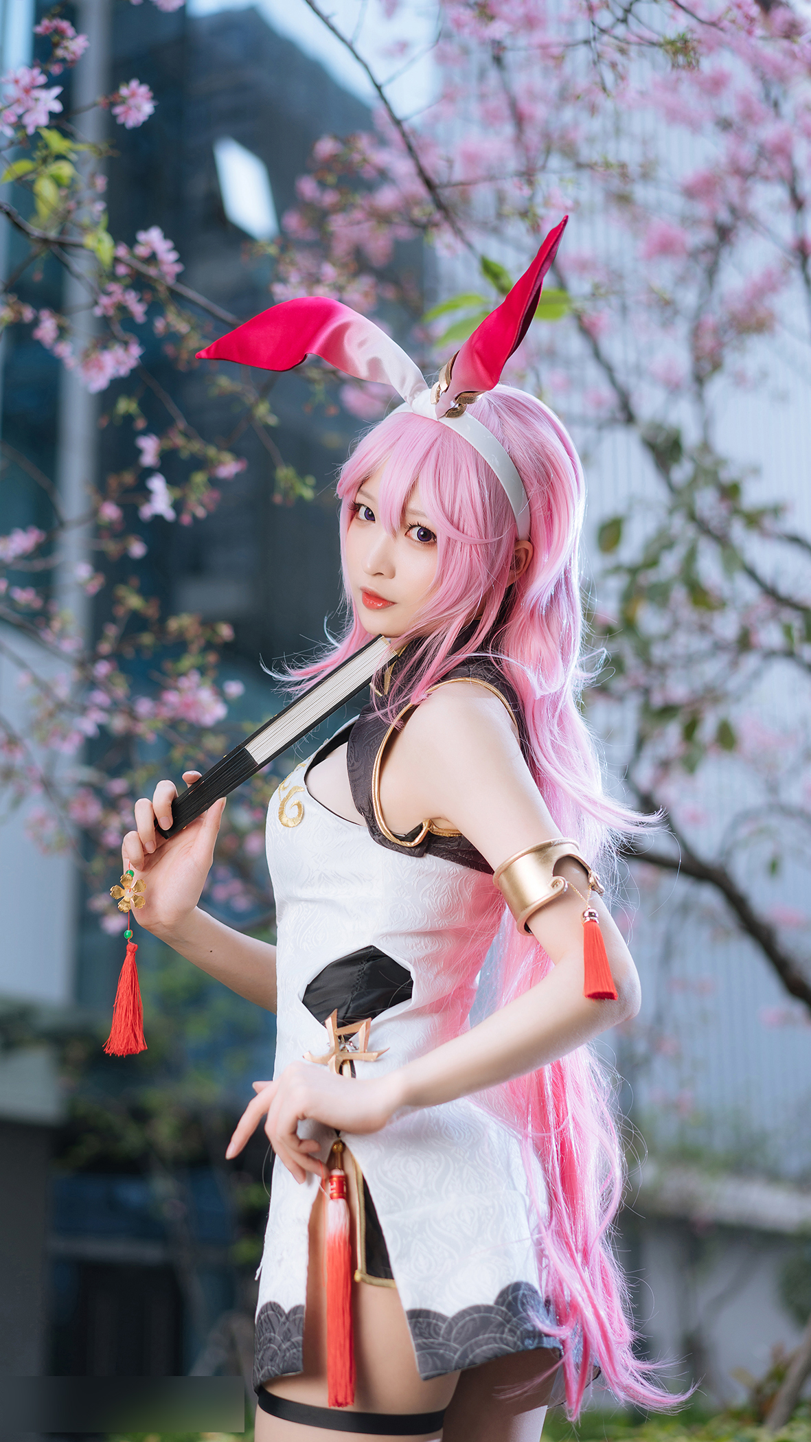 长腿妹子cos《崩坏学园》旗袍裝八重樱!真是颜值相当高的作品