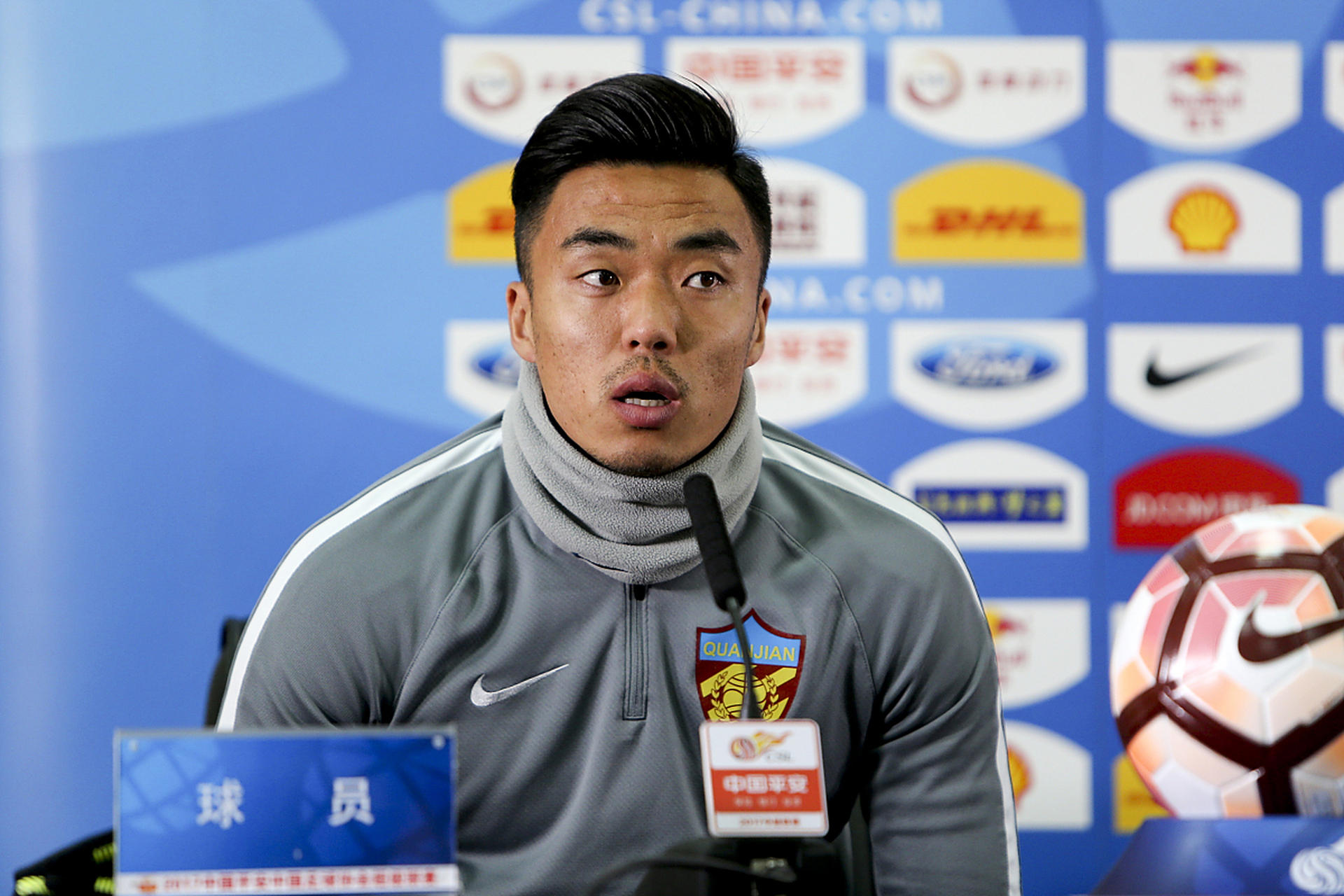 赵旭日:"我们可能是过去十年从足球中获益的一代球员,经历也很丰富,好