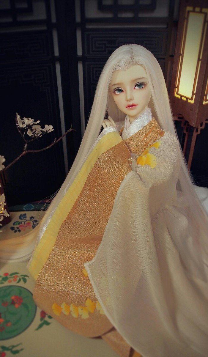 bjd娃娃美图:白发银丝等君归,只缘感君一回顾,使我思君朝与暮