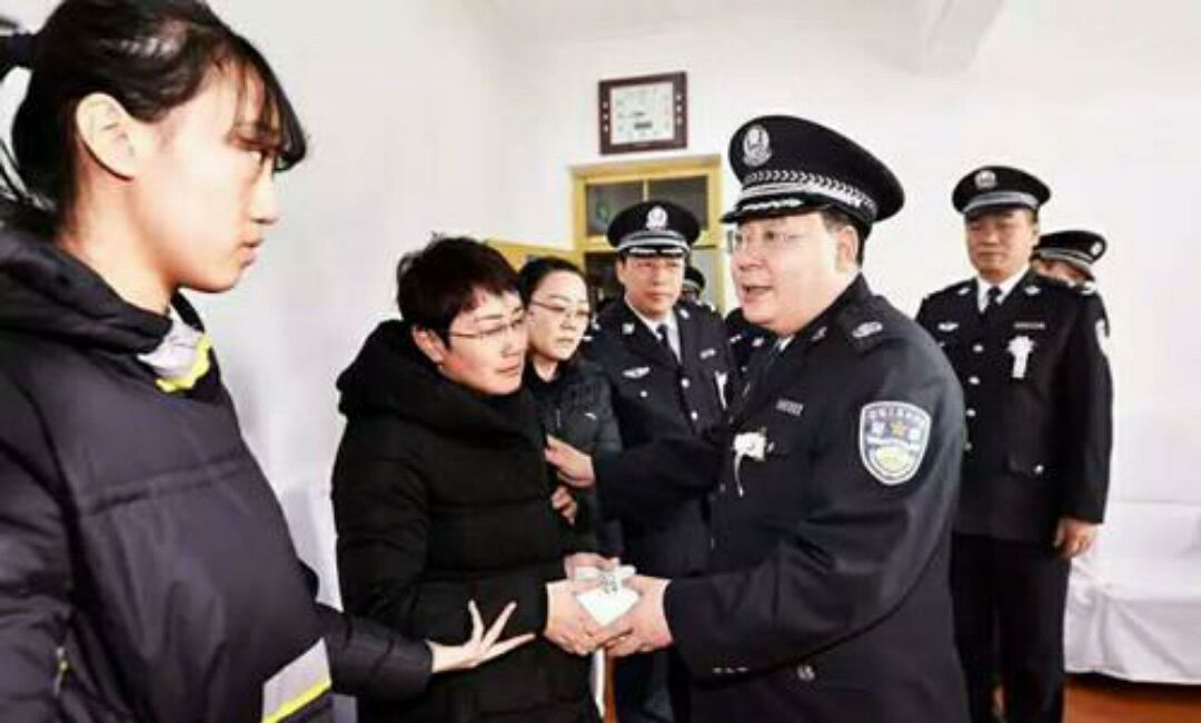 吉林刑警芮志江,孤身于4名歹徒搏斗,身中21刀壮烈牺牲!