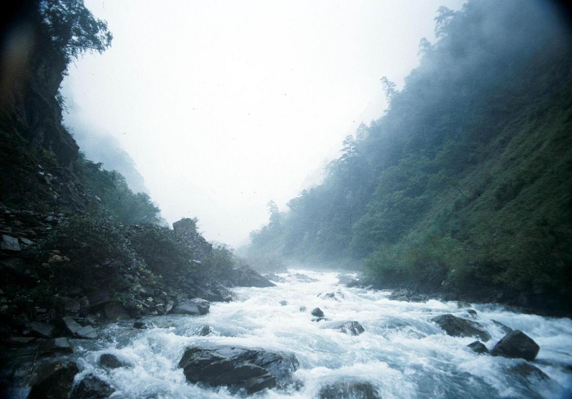 秋深深秋处——夜读:  生活要看宽  宽,即宽敞的思路,宽宏大量的胸怀