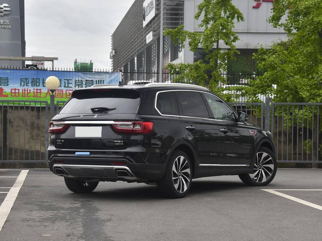 销量暴涨223%,9月再次破万,国庆阅兵它当先,红旗多亏徐留平?