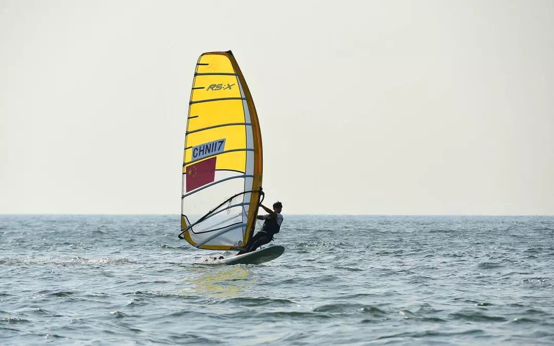 帆船我们见过,帆车你们见过吗?