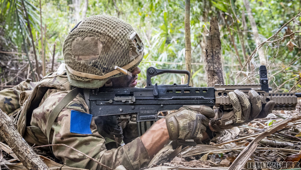 热带雨林中的"约翰牛"英军伞兵在伯利兹进行作战演习