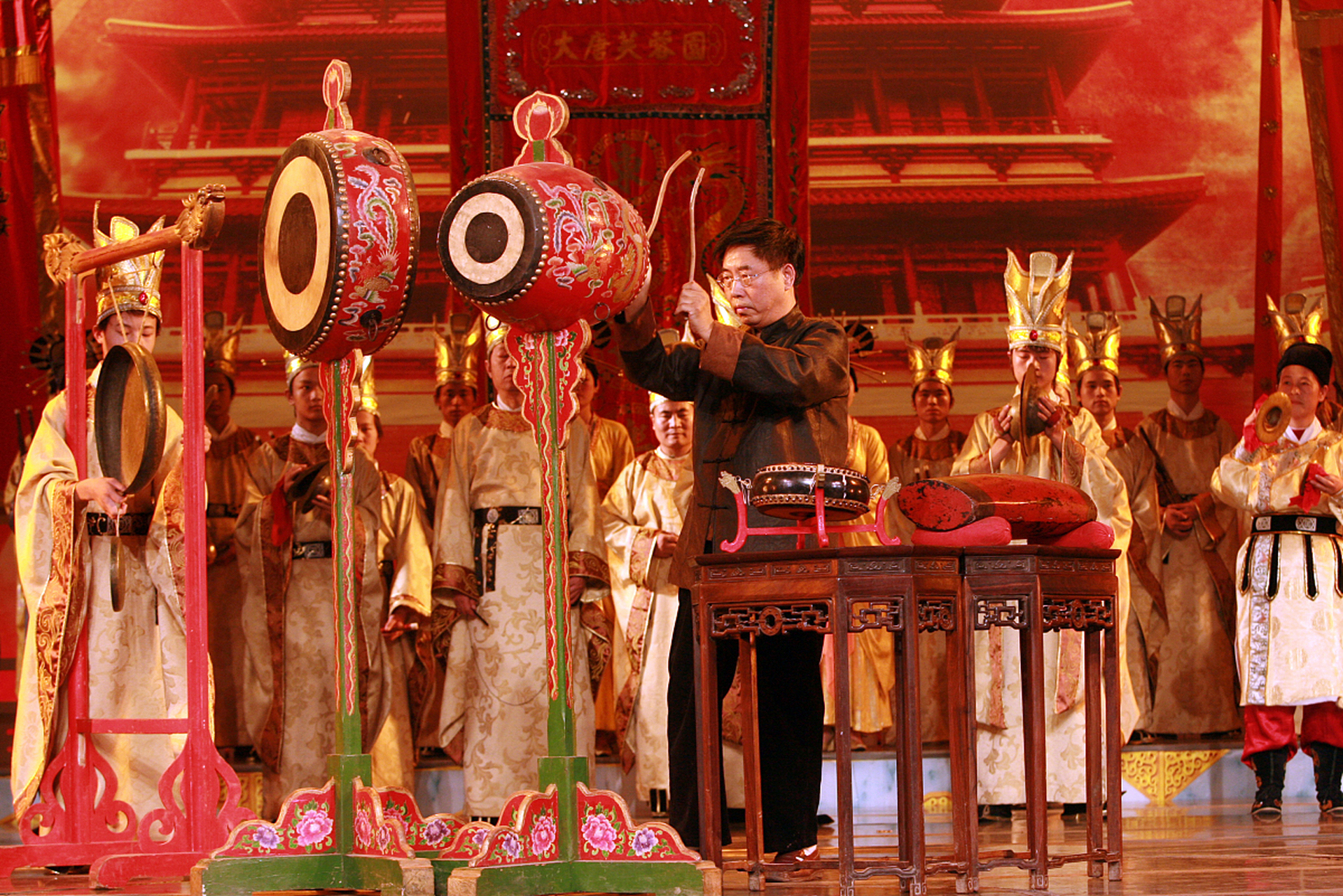 西安鼓乐作为中国传统音乐形式,留存曲目数量庞大,存在不同统计结果