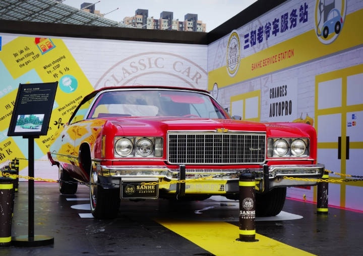 图片欣赏:1974年雪佛兰 caprice classic随想曲