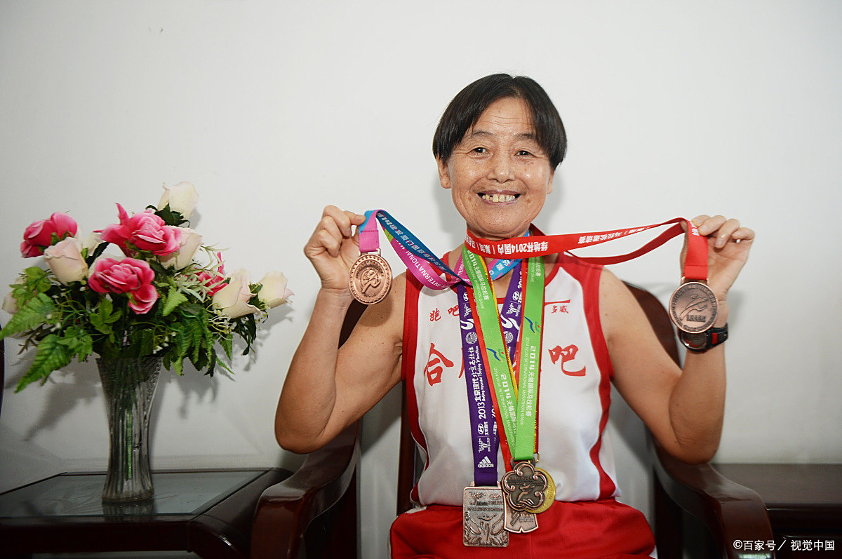 或许是因为你一直低头赶路,忘记抬头看路