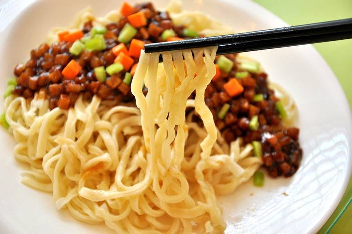 东北的打卤面是一绝,你吃过正宗的吗?这里又有什么讲究呢?