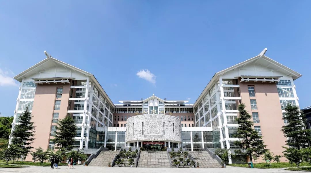 藏不住了!贵阳美,从清晨到日暮,24 小时不打烊!