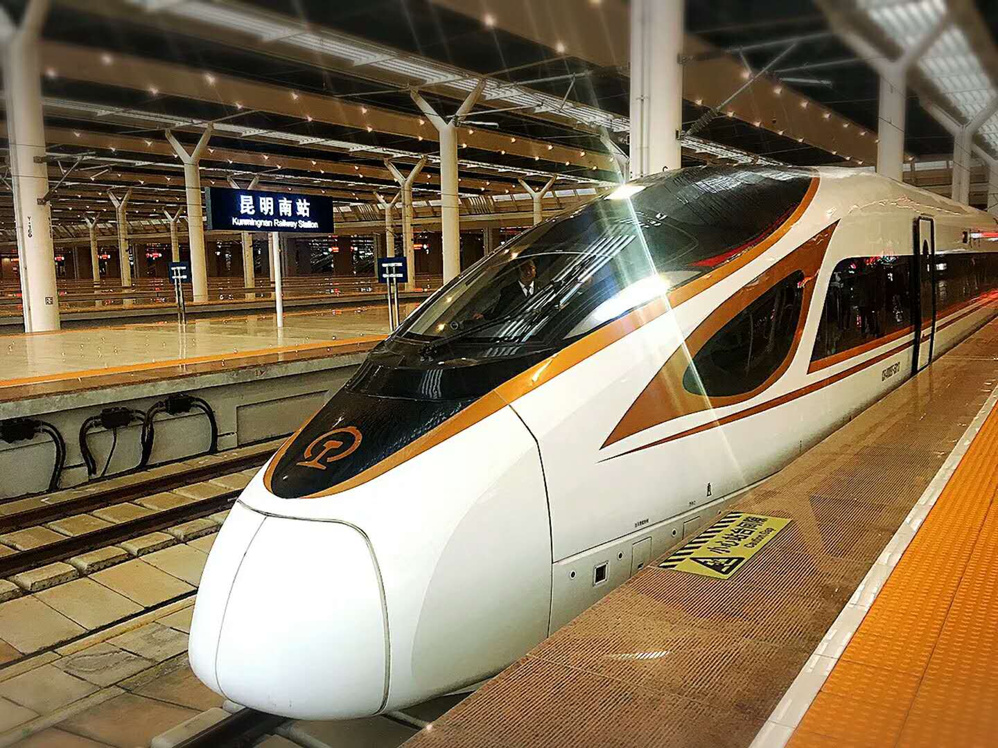 高铁推出复兴号,退役的和谐号要去哪?这个去处你未必知道