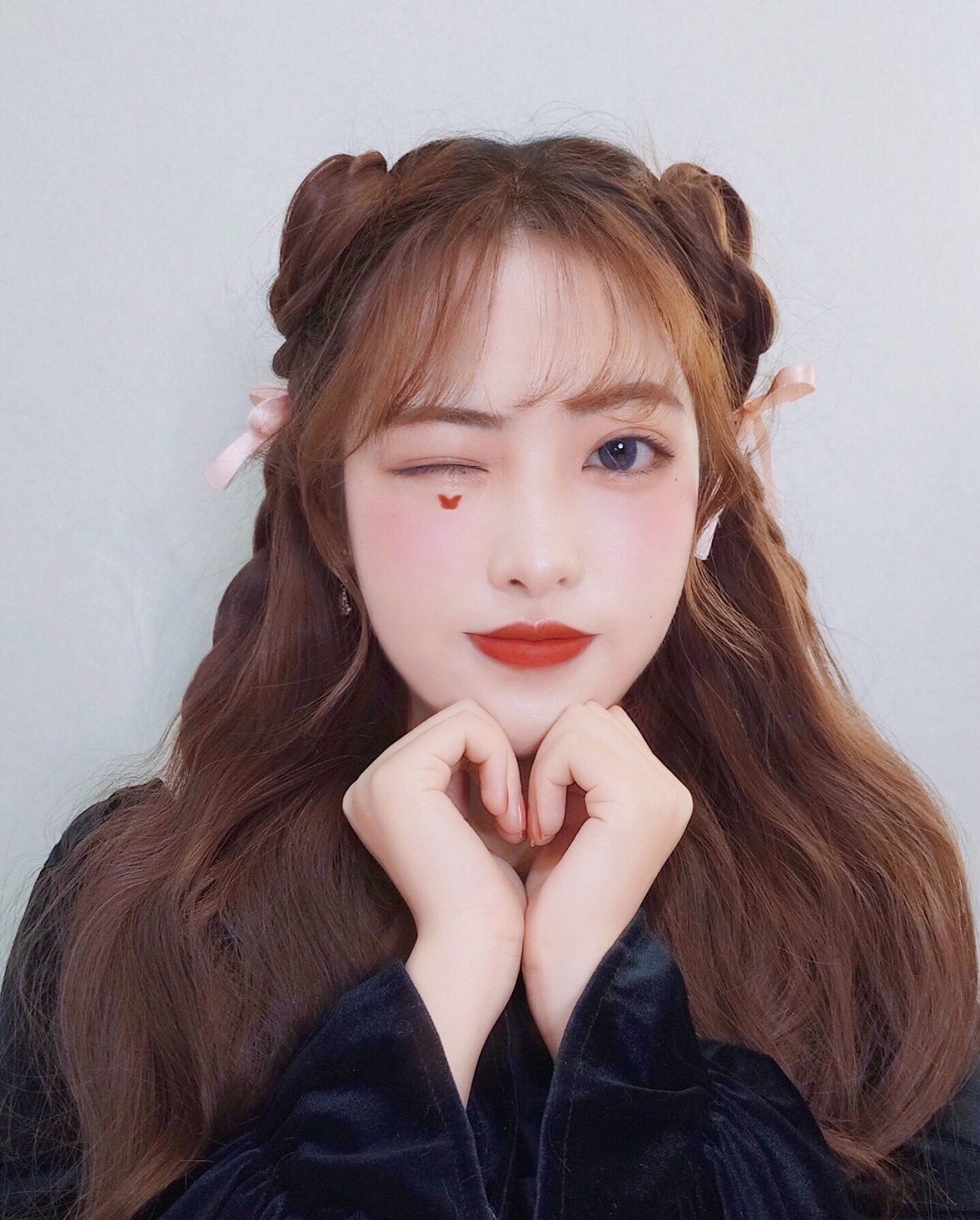 还在扎丸子头?2020年流行这5种编发,明星也在扎,超时髦!