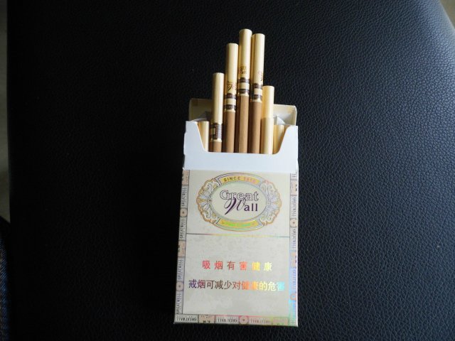 国产的4款奶香味香烟,王冠两次上榜,第二款知道的人最多!