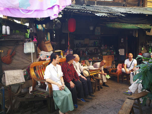 最爱看的方言喜剧《街坊邻居》:刘卫东,蔡倩云和白医生那些事儿