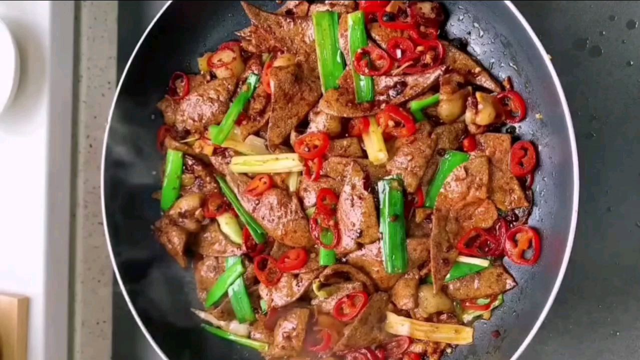 香辣猪肝的做法!让你多加一碗饭!