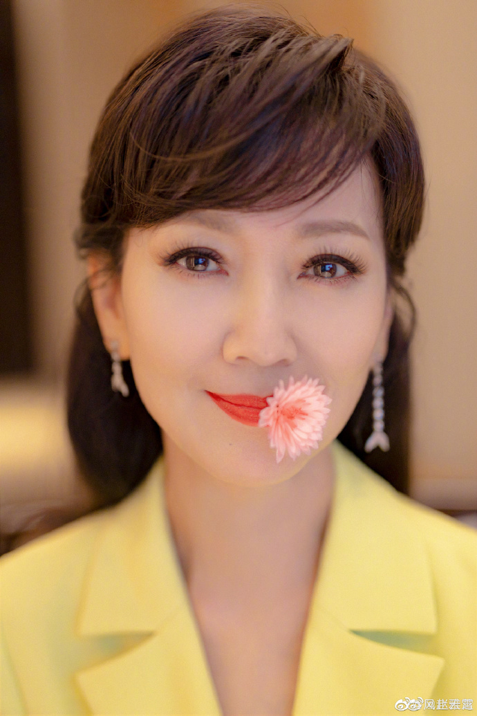 学着过年# #鼠年新愿# 前天想看芝姐的我们来了 结果只有第一期不要