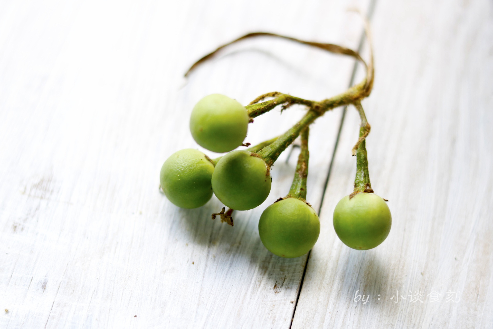 苦子果的吃法有多种,其中比较常见的就是煮一道以后,拿去凉拌,或者是