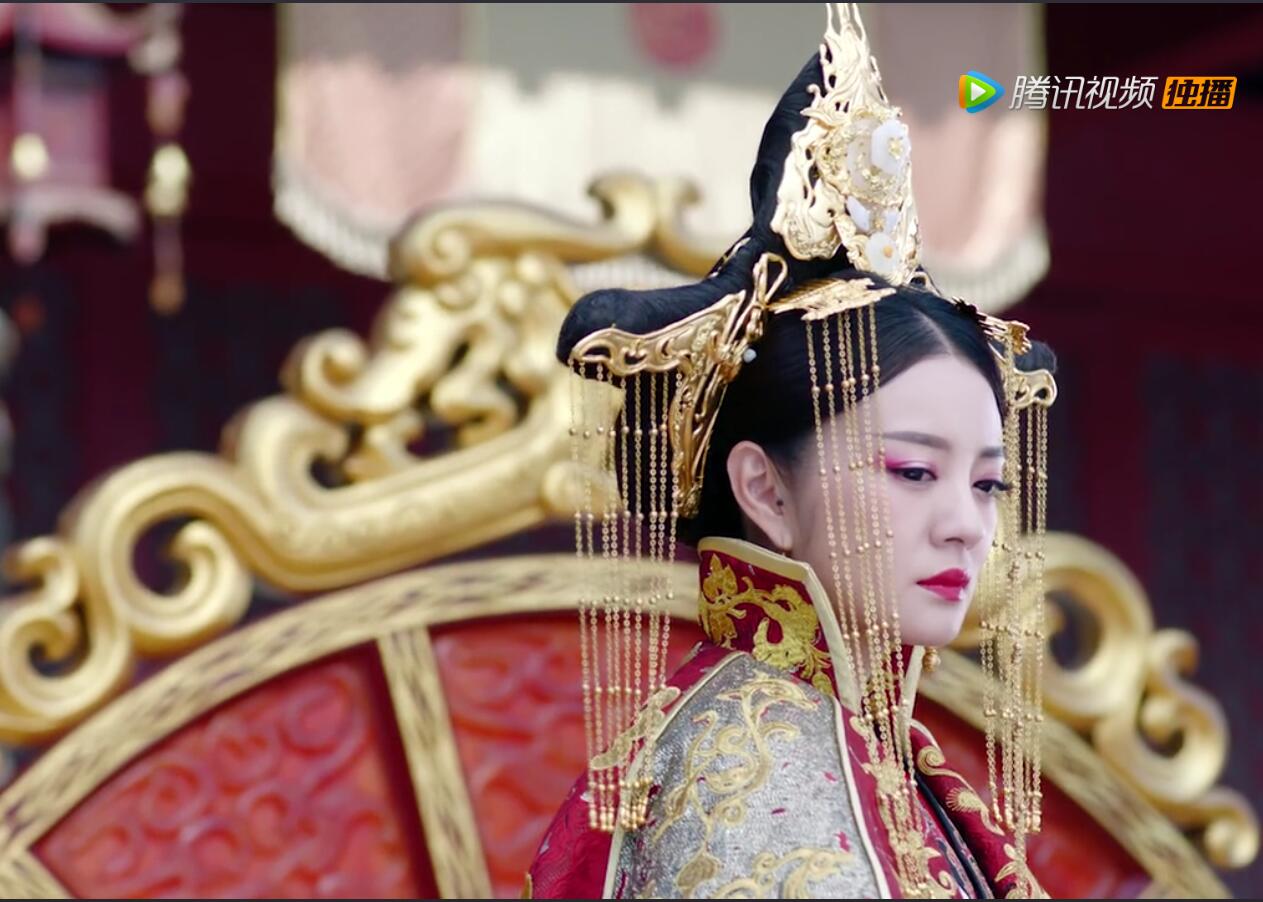 安以轩的独孤天下——独孤般若当皇后有7个造型,图7最让阿护心碎