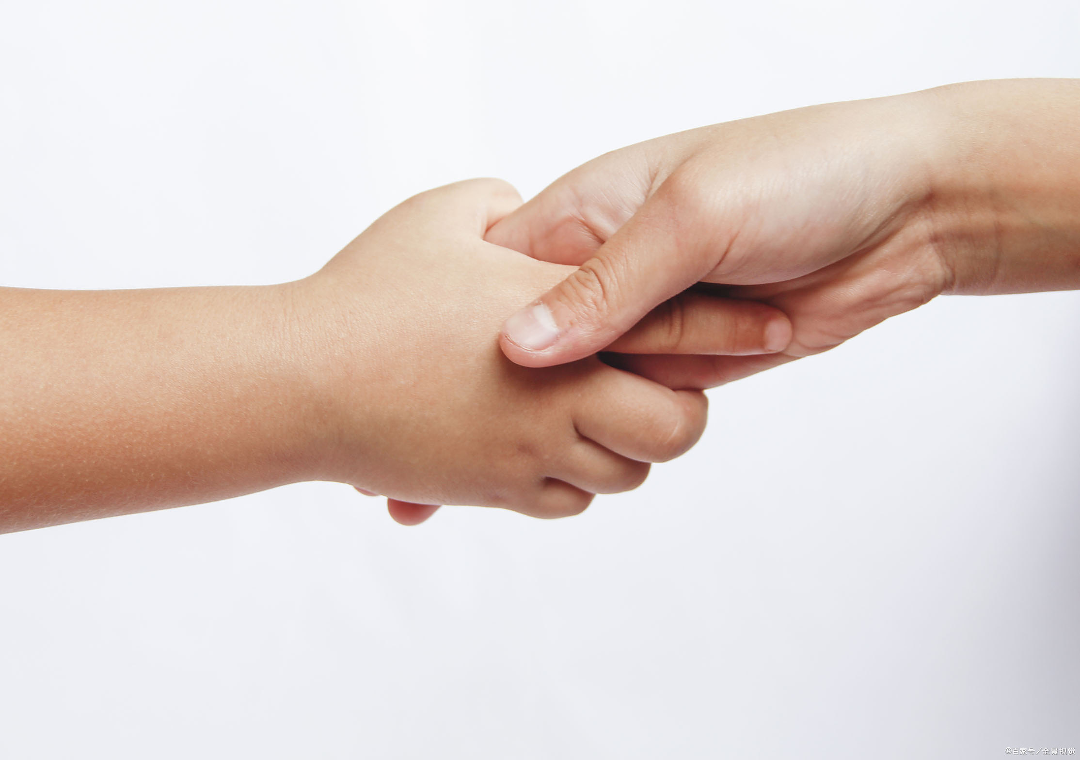 三分钟掌握男士邀舞的应对技巧,让你成为舞场上受欢迎的女士!