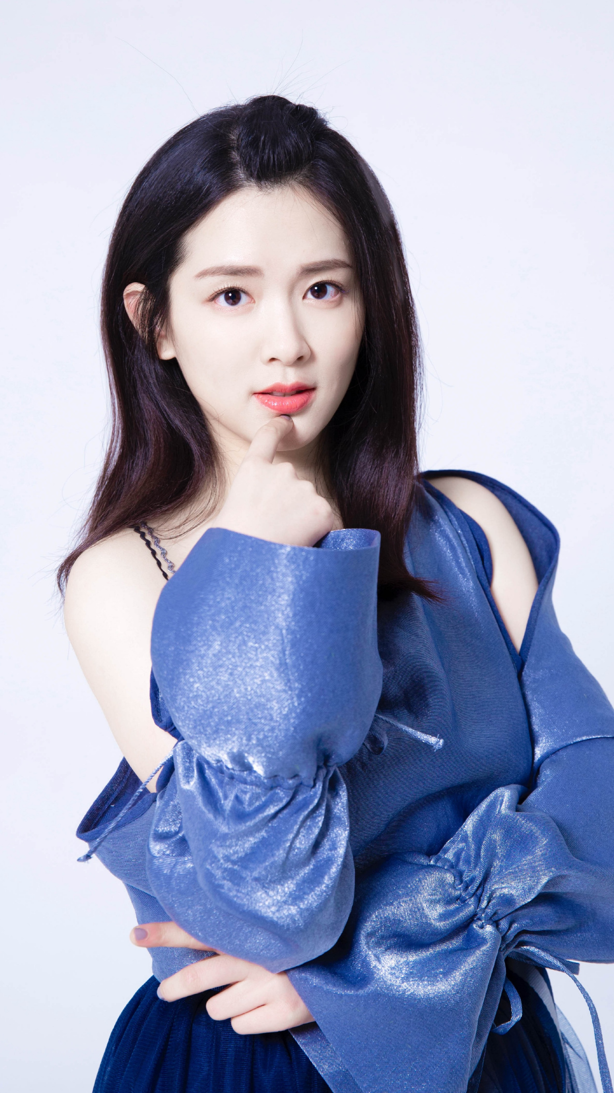 陈昊宇精美壁纸:温婉可人,堪称一代美人