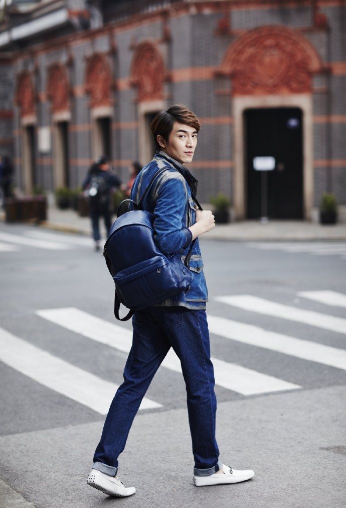 阳光休闲,林更新的穿搭值得你学!