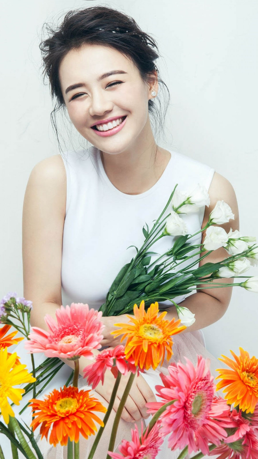 马思纯精美壁纸:笑容甜美,气质惊艳韵味十足