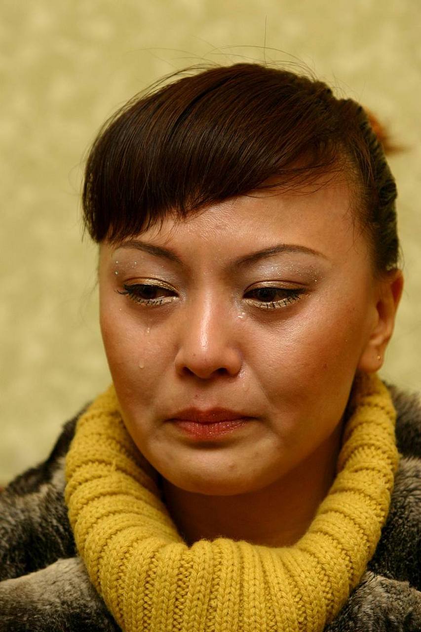 标题:我抱孙子多年,我发现了女婿竟是我老公私生子