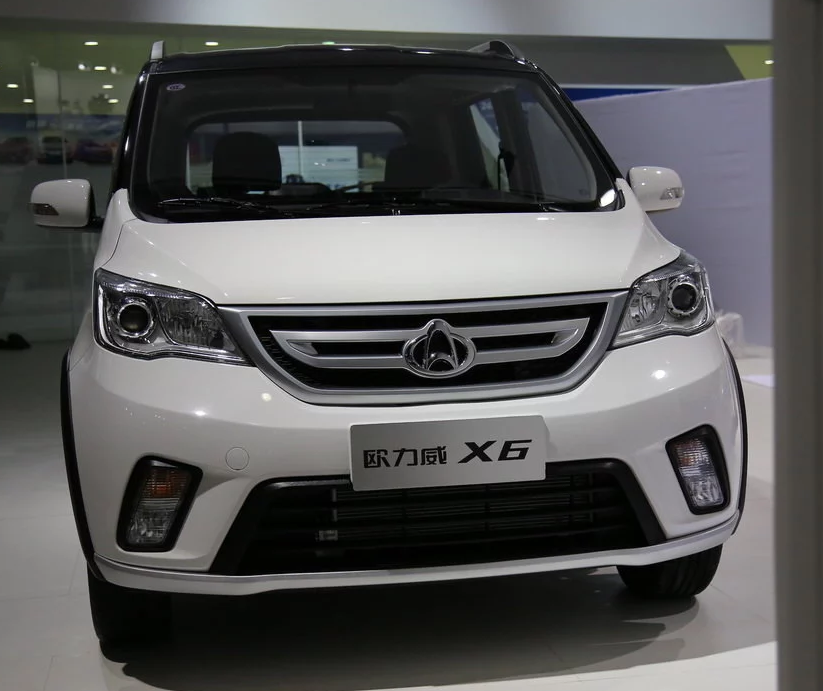 欧力威x6是很有档次的汽车,特别吸引眼球,尽显帅气
