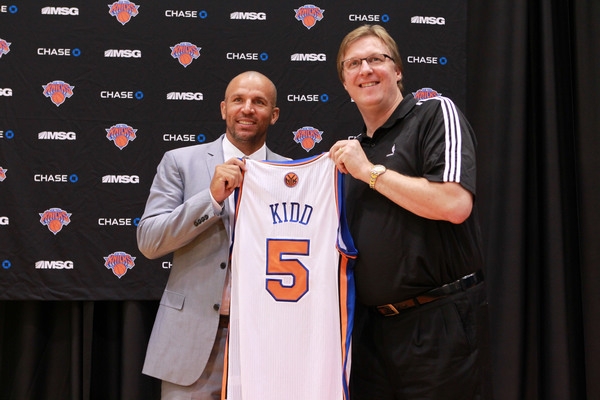 他是球坛上打辅助的最佳球员,绰号老妖——贾森·基德