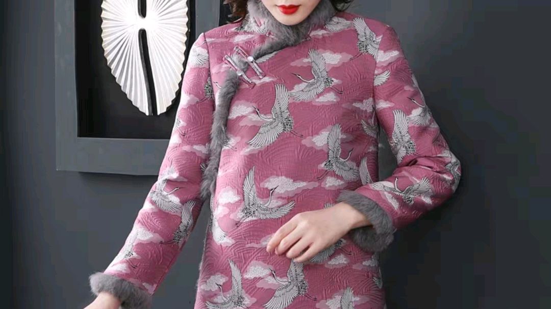 适合过年穿的夹棉开叉旗袍裁剪教程