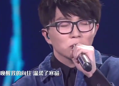 节奏感爆棚的口哨歌,首首都是经典,睡觉之前最好不要听