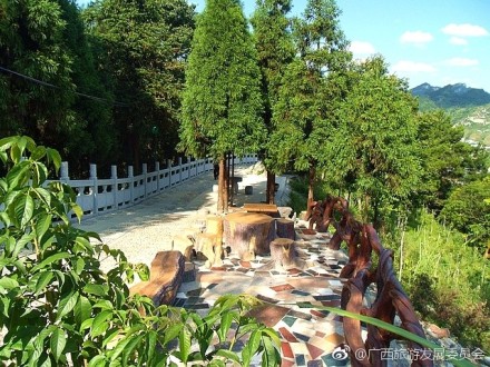 南丹县铜江公园景区