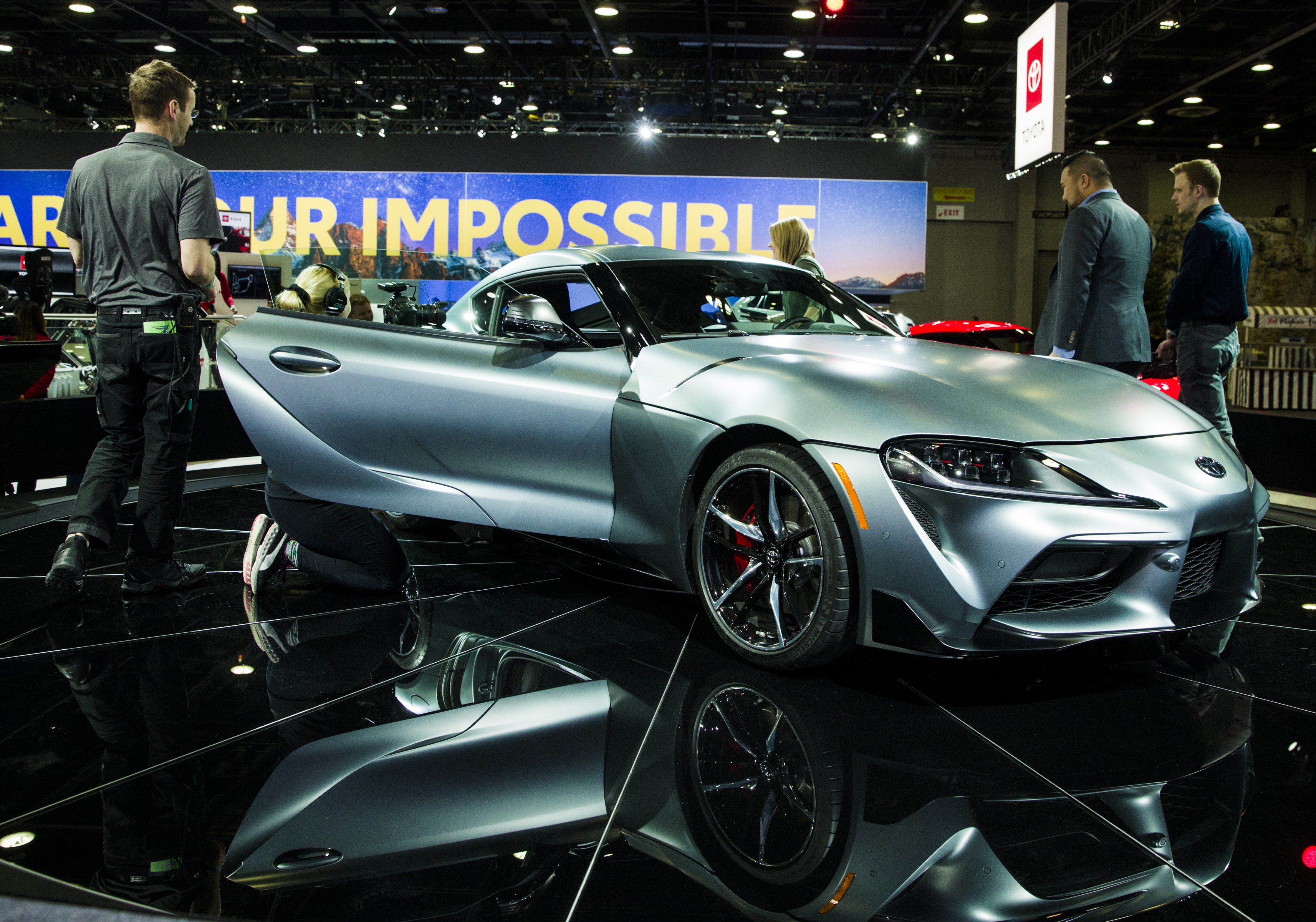 北美国际汽车展举行(11)