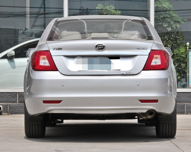 设计很时尚的力帆-力帆720,感觉比较高端,设计硬朗有质感