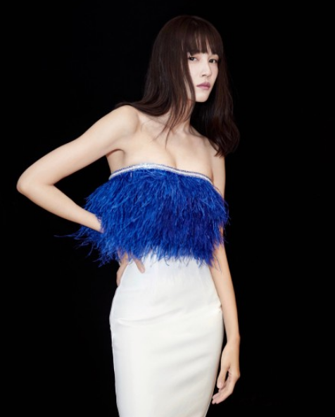 张蓝心恋情曝光!与许宏宇疑似同居?然而不但牵扯出尹正还有她?