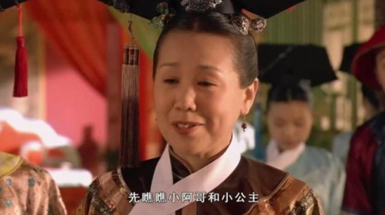 甄嬛生龙凤胎时,竹息姑姑真是好心来看望?太后的目的让人恶心!