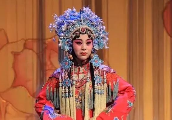 月末戏院即将上演大型古装评剧《乾坤带》,门票免费!