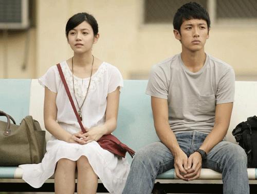 婚后想起了初恋,忍不住联系了,该怎么办?