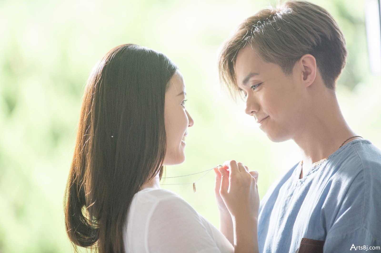 接吻不会闭眼的星座