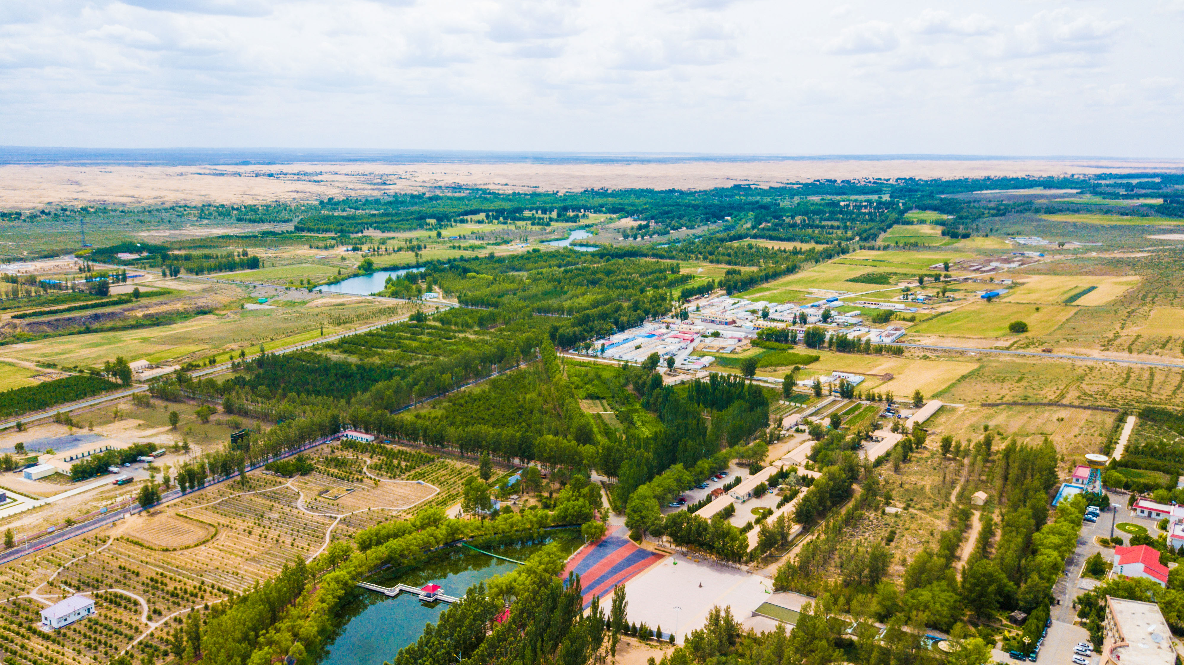 沙海绿洲好休憩——库布其激活"美丽经济"(2)