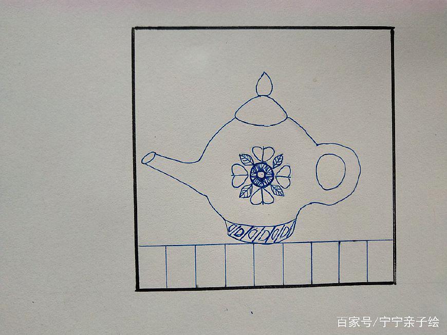 线描儿童画——古典小茶壶的简单画法!