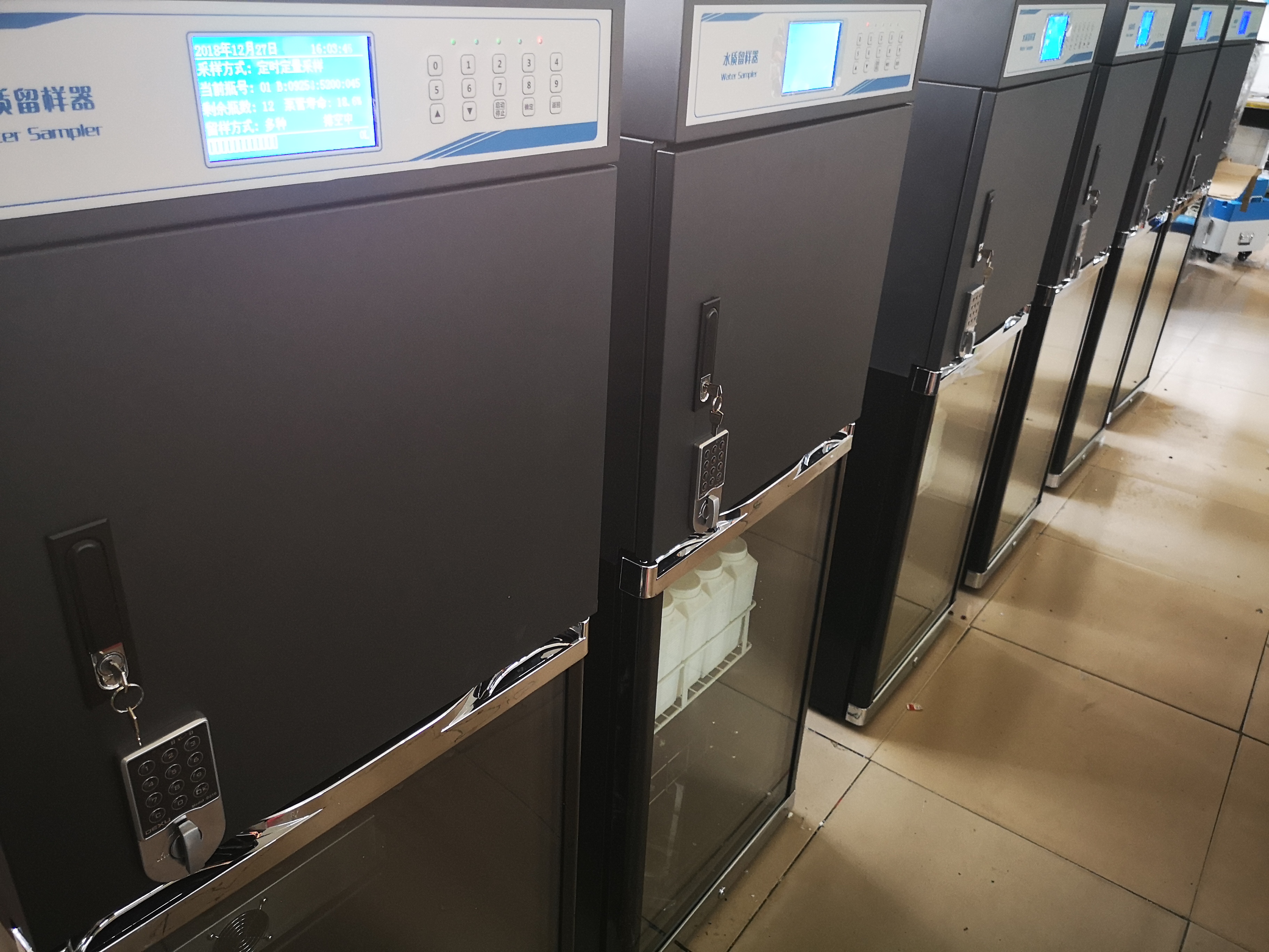 水质自动采样器的模拟信号和数字信号的连接方式